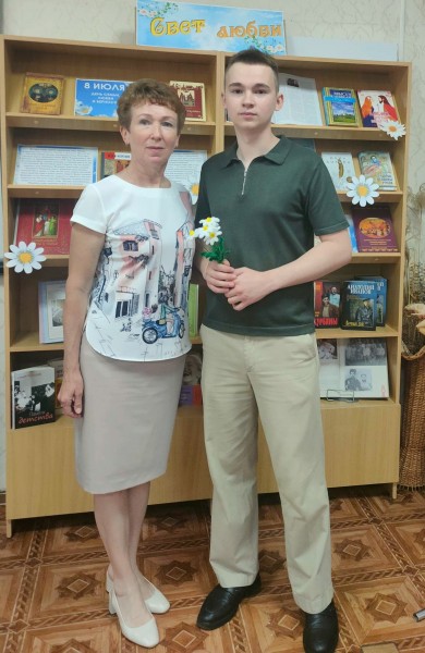 «Дарите ромашки любимым»